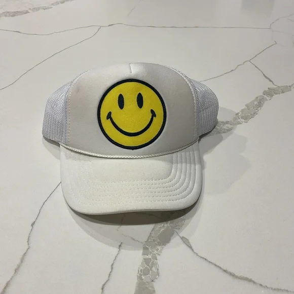 EUC Aviator Nation Smiley Vintage Trucker Hat - Picture 3 of 5